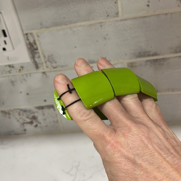 Lime Green Elastic Stretch Bracelet - Picture 4 of 5